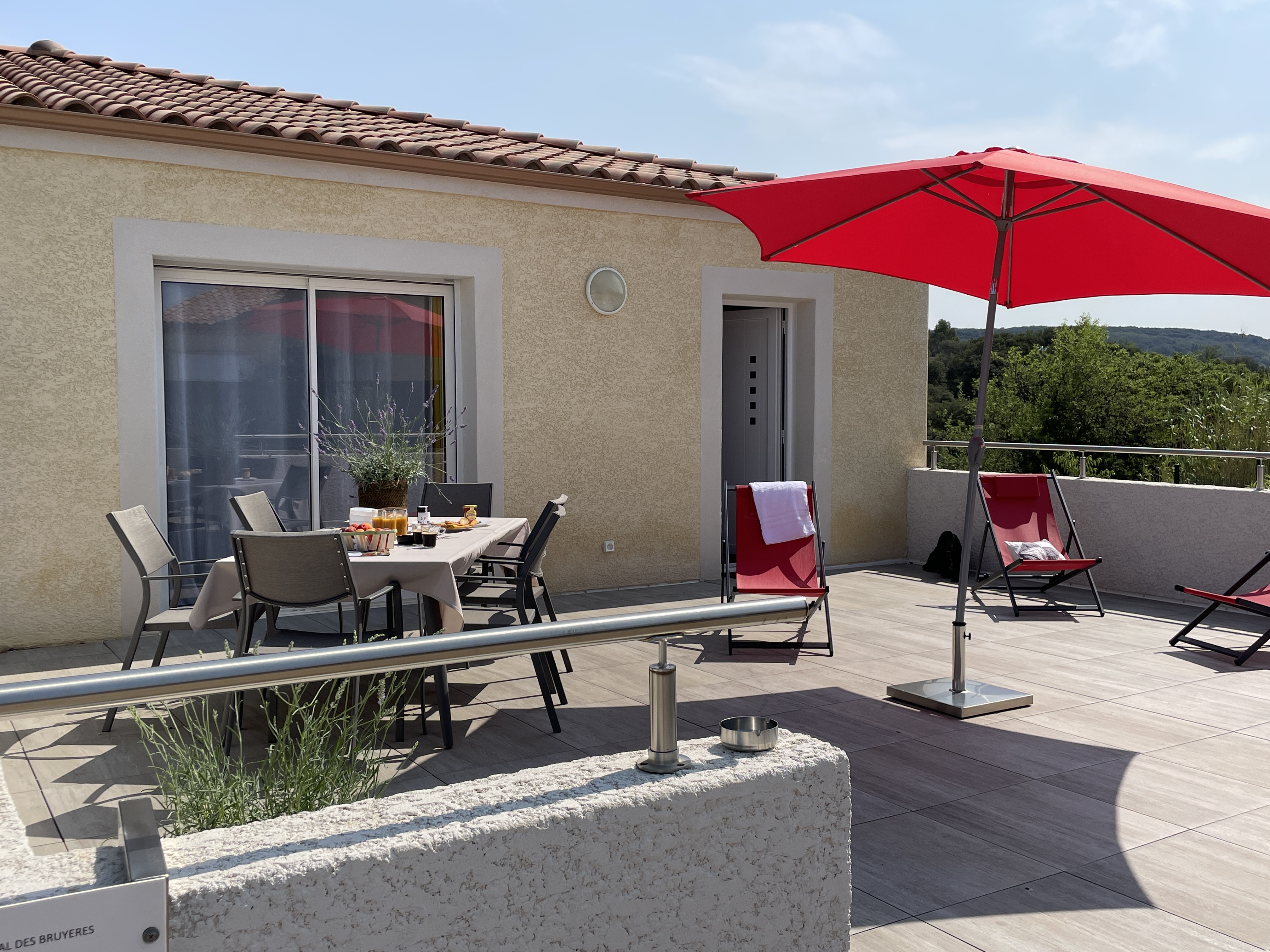 Valdesbruyeres_Location 0livier_Terrasse 2